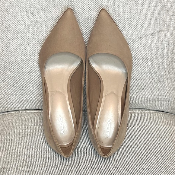 Aldo Stessy Suede Nude Heels - Picture 6 of 7